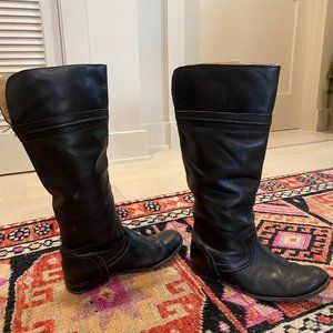 FRYE Women's leather black riding boots size 8.5